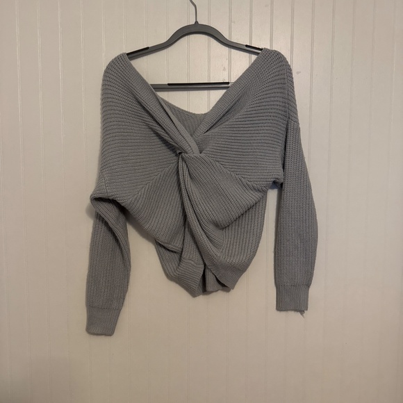 Off the shoulder sweater - Picture 2 of 2